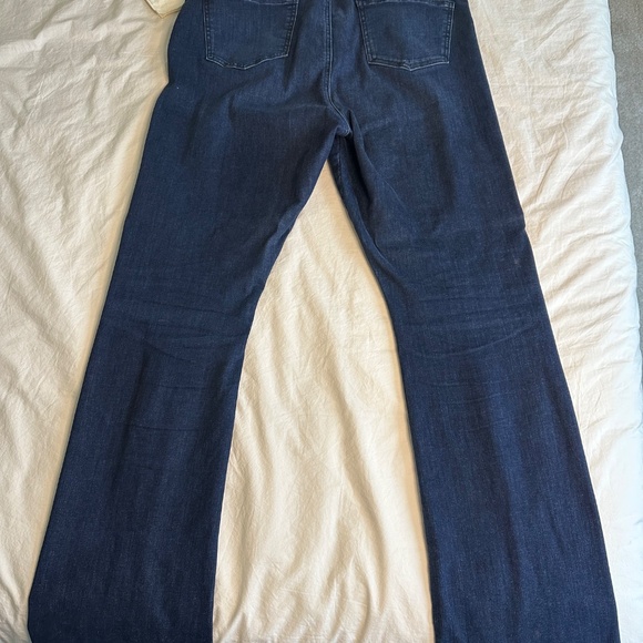 EUC NYDJ LE Silhouette Slim Boot Cut Jeans Dark Wash - Picture 7 of 7
